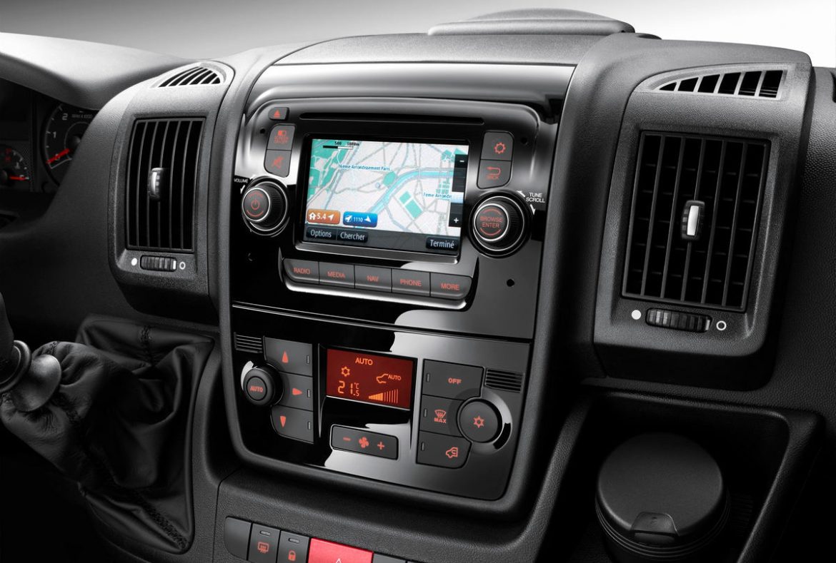 Citroen e-Jumper Furgone, navigatore