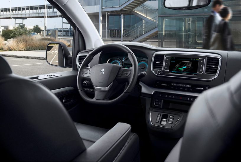 NUOVO PEUGEOT e-TRAVELLER - interni