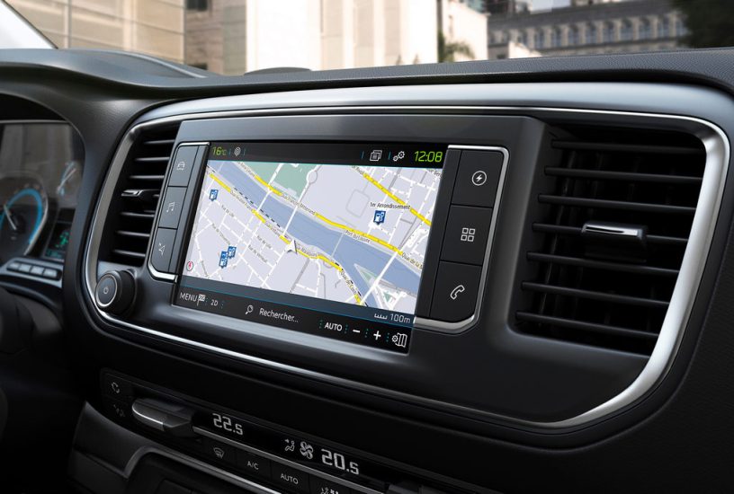 NUOVO PEUGEOT e-TRAVELLER -navigatore tomtom