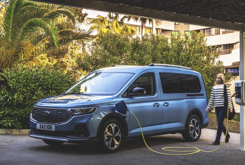 New PHEV Powertrain Boosts Ford Tourneo Connect Flexibility
