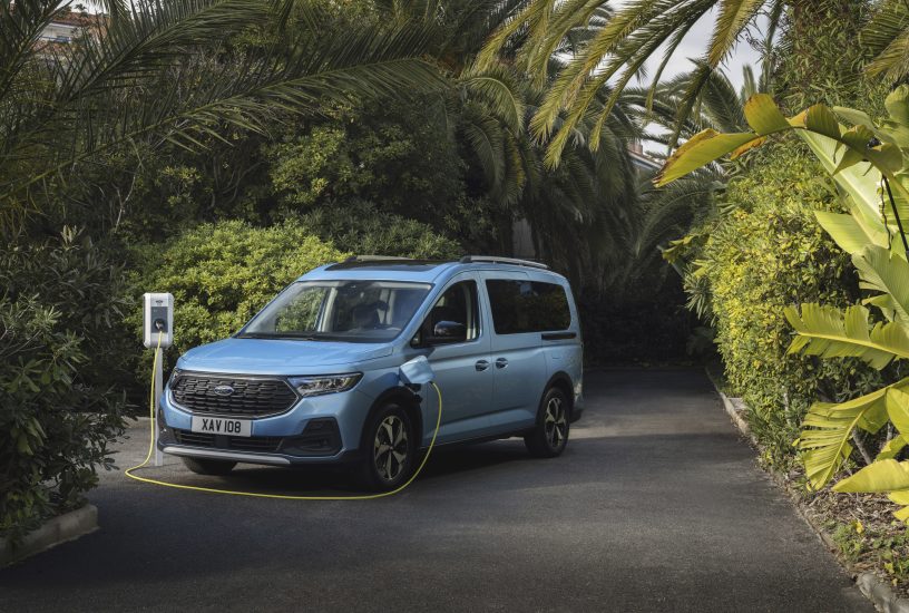 New PHEV Powertrain Boosts Ford Tourneo Connect Flexibility