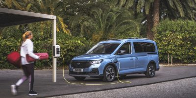 Ford Tourneo Connect, pronta la versione ibrida plug-in