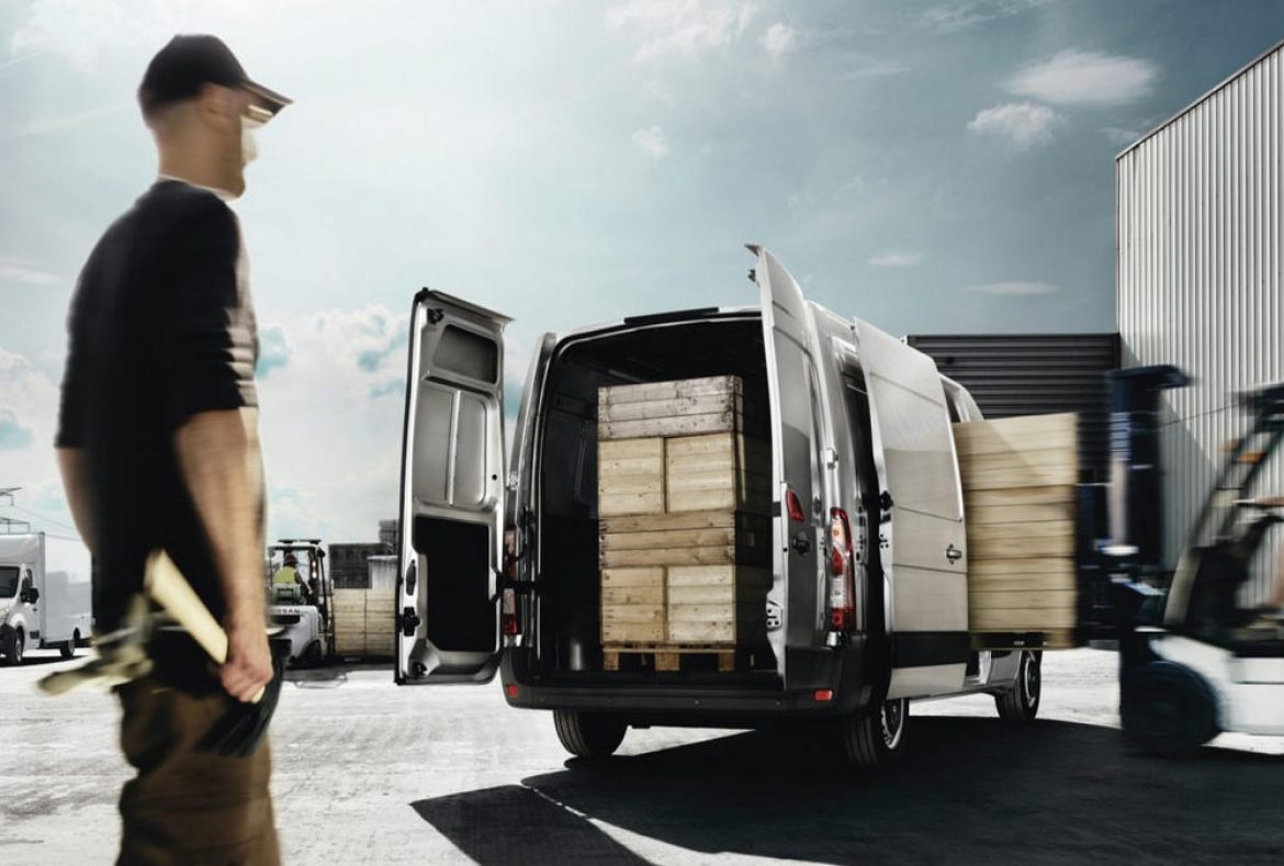 Nissan Interstar, carico-13