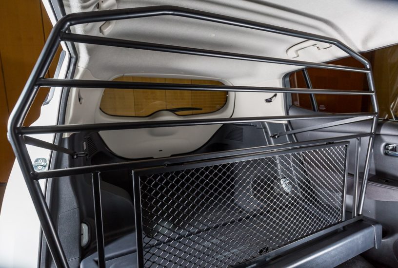 nissan-leaf-van-interni