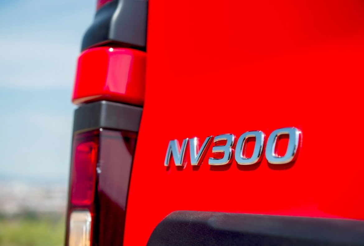 Nissan NV300 Van, logo -05
