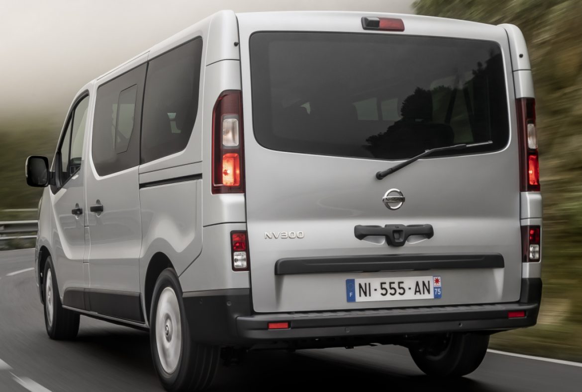 Nissan NV300 combitre quarti posteriore- 23