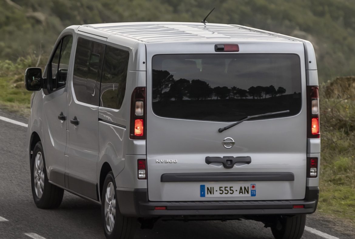 Nissan NV300 combitre quarti posteriore- 25