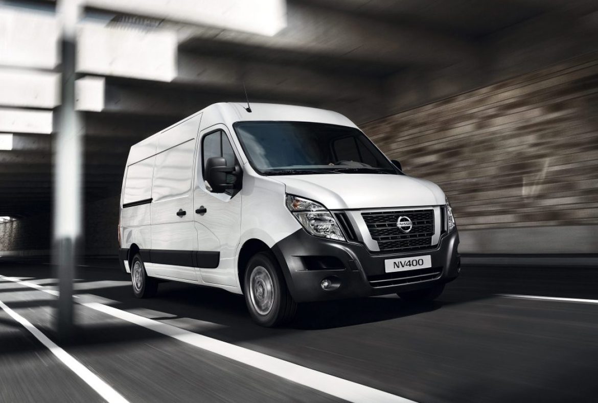 Nissan NV400 van - 01