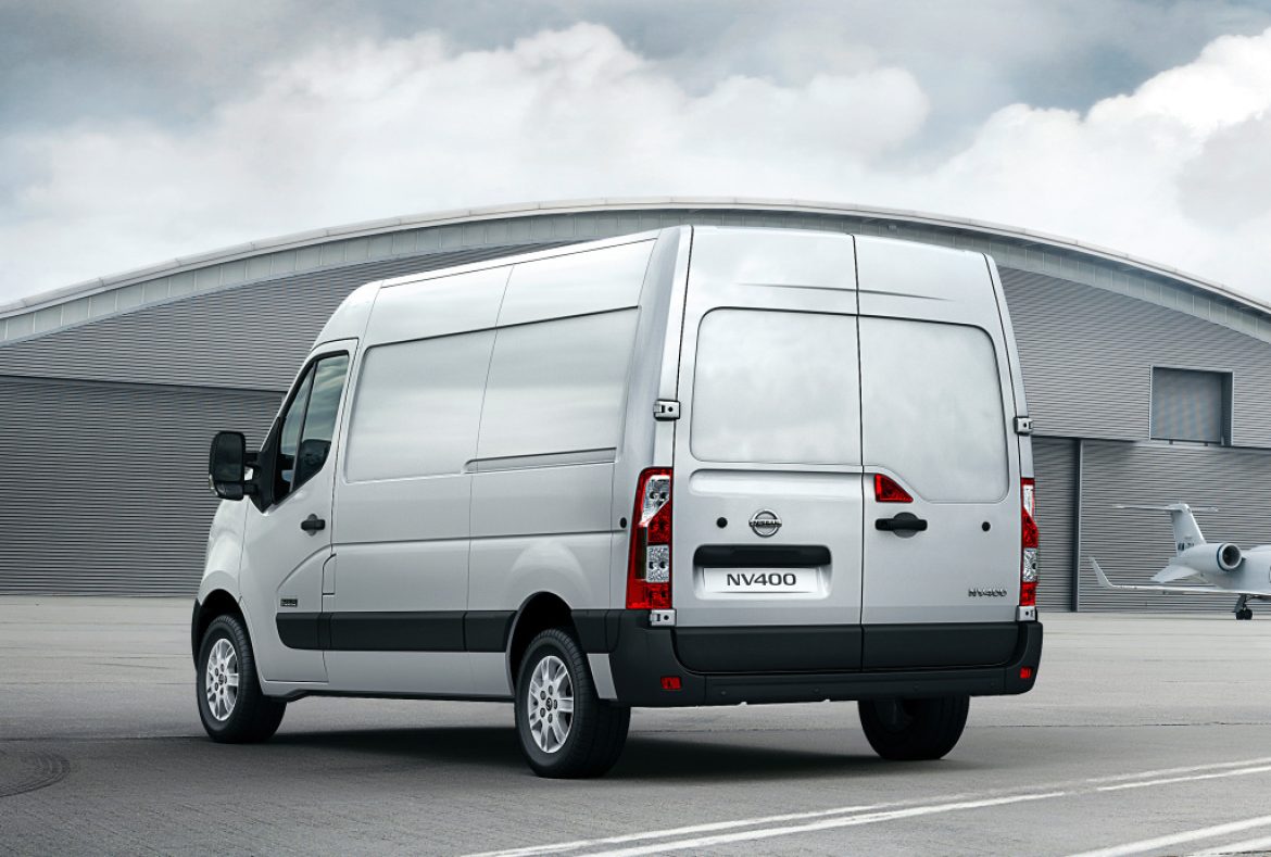 Nissan NV400 van - 03