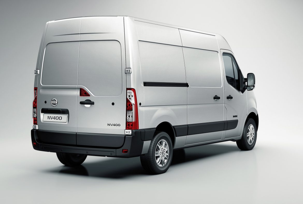 Nissan NV400 van - 12