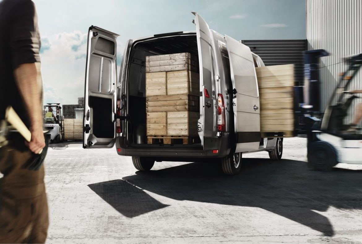 Nissan NV400 van - 22