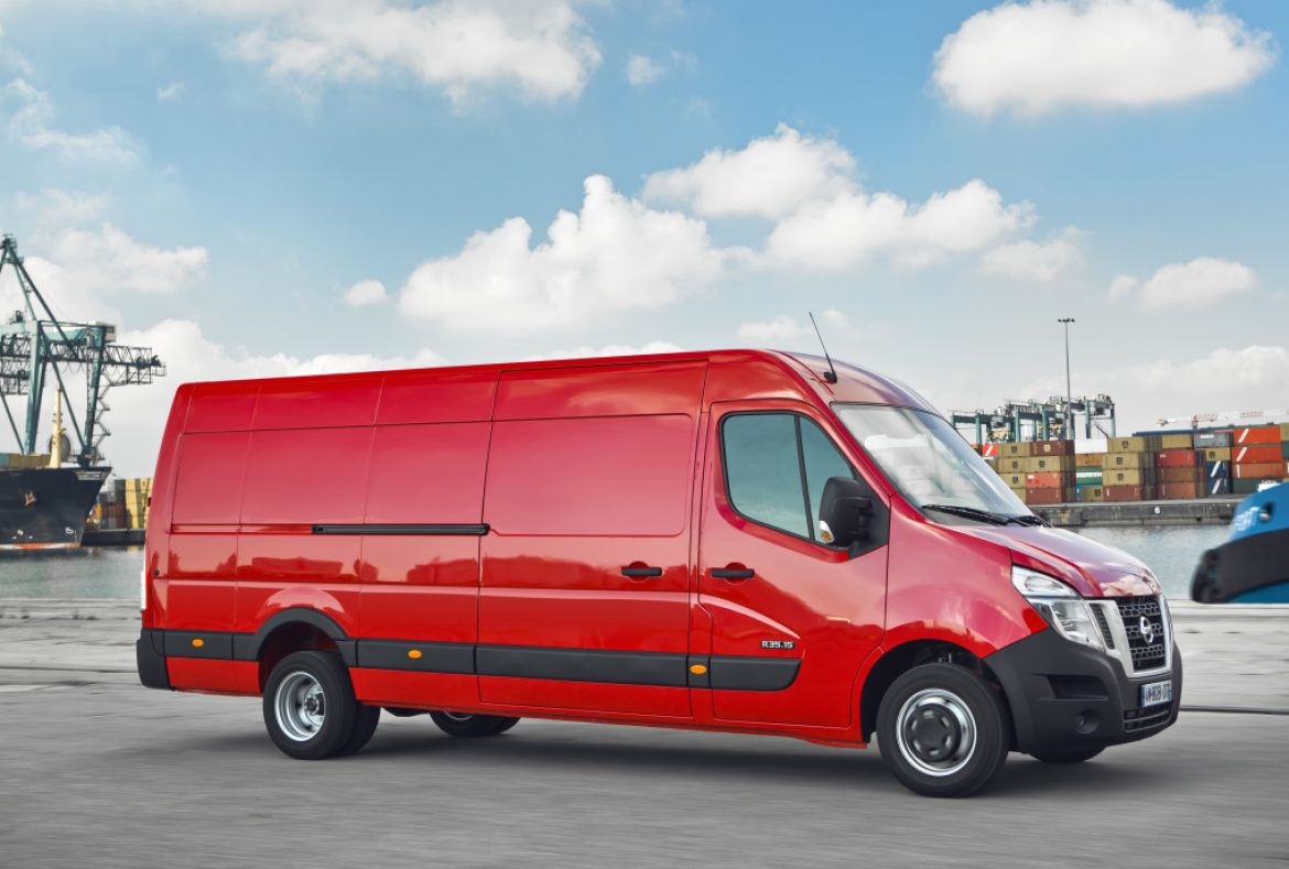 Nissan NV400 van, laterale - 17