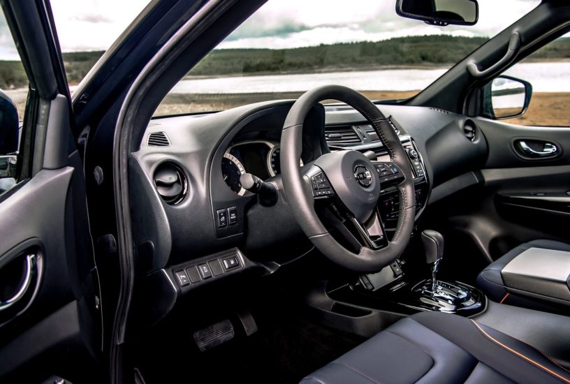 Nissan Navara Dark Sky Concept interni