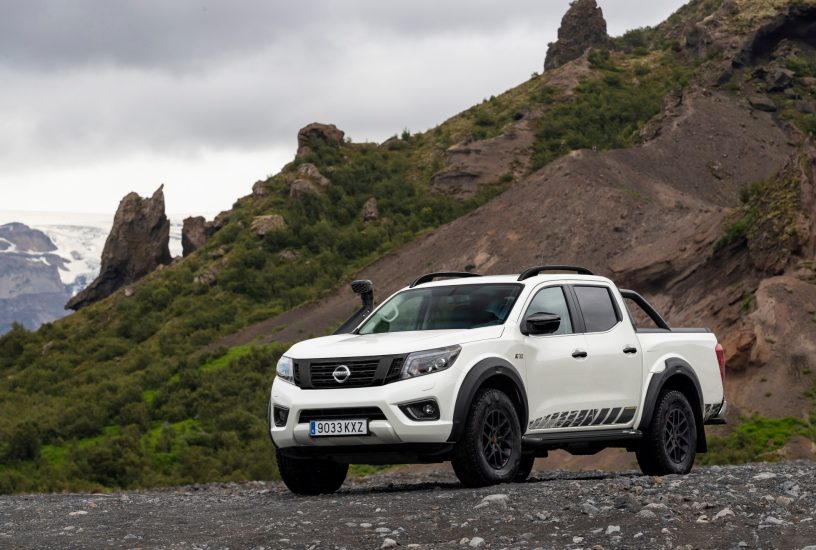 Nissan Navara OFF-ROADER AT32