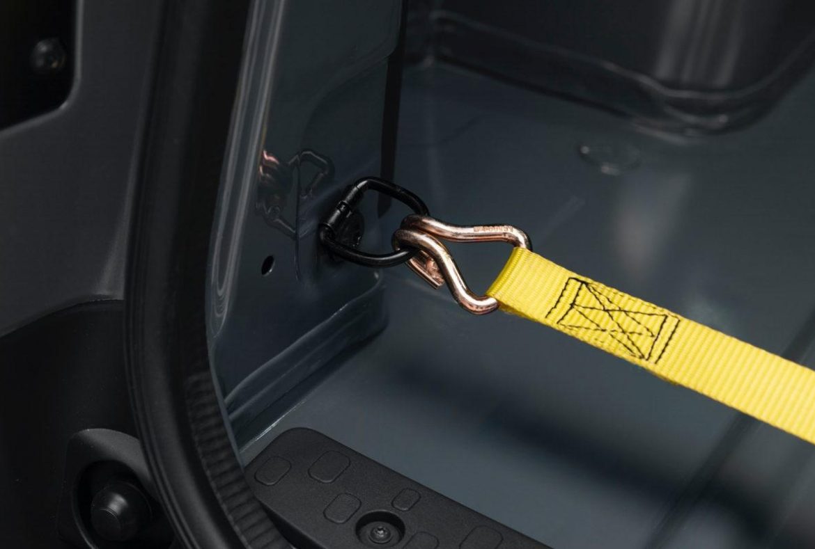 Nissan Primastar van, ganci fissaggio carico- 13