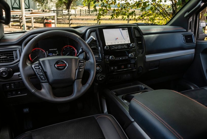 Nissan Titan XD interni