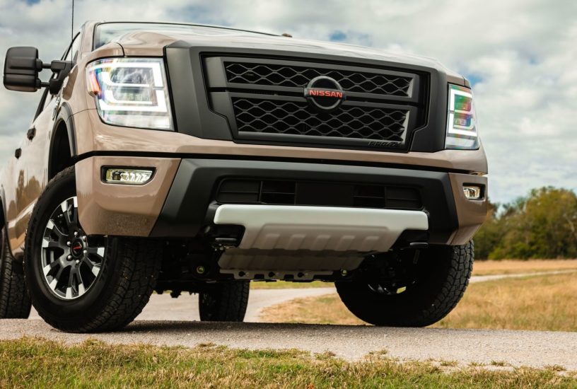 Nissan Titan XD mascherina