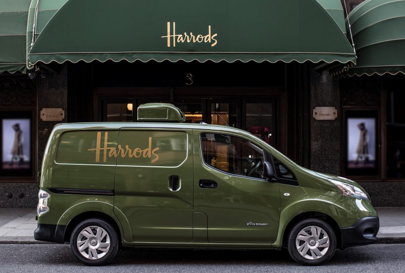 All-electric Nissan e-NV200 revolutionises iconic Harrods delivery fleet