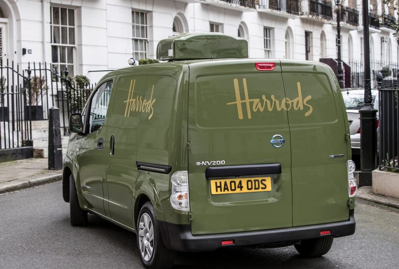 All-electric Nissan e-NV200 revolutionises iconic Harrods delivery fleet