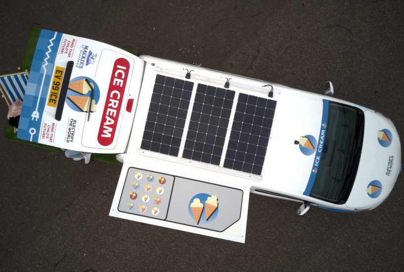 Nissan e-NV200 gelati vista dall'alto