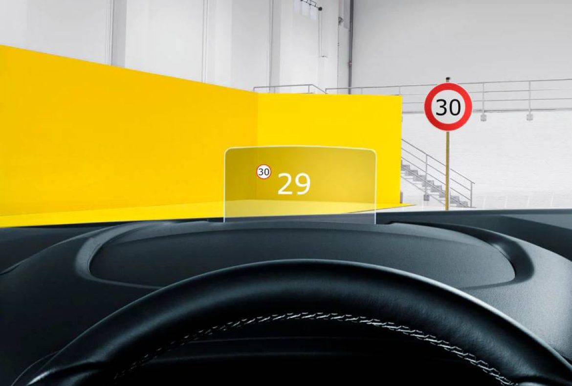Opel Combo Cargo head-up display.