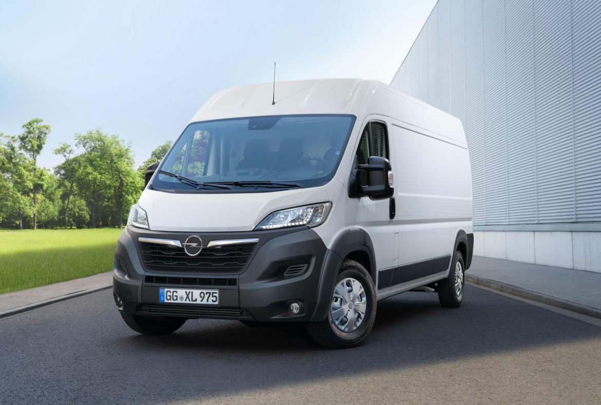 Opel Movano, tre quarti anteriore - 516378