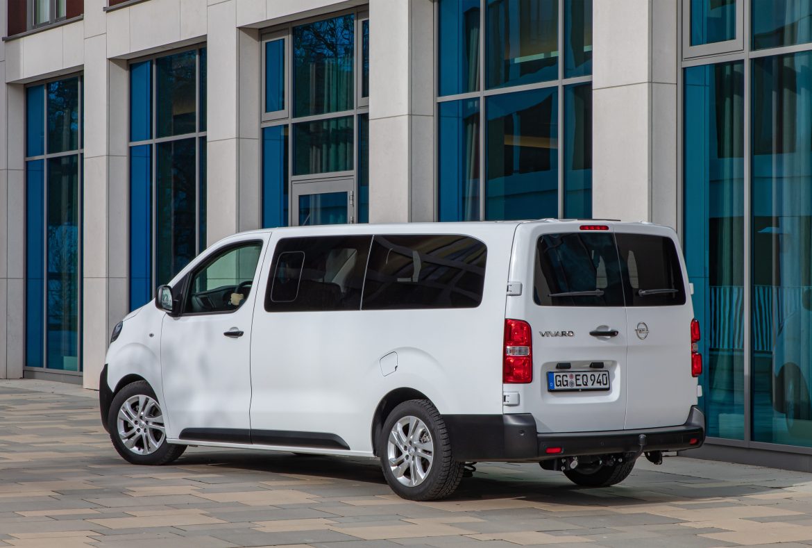 Opel Vivaro Combi
