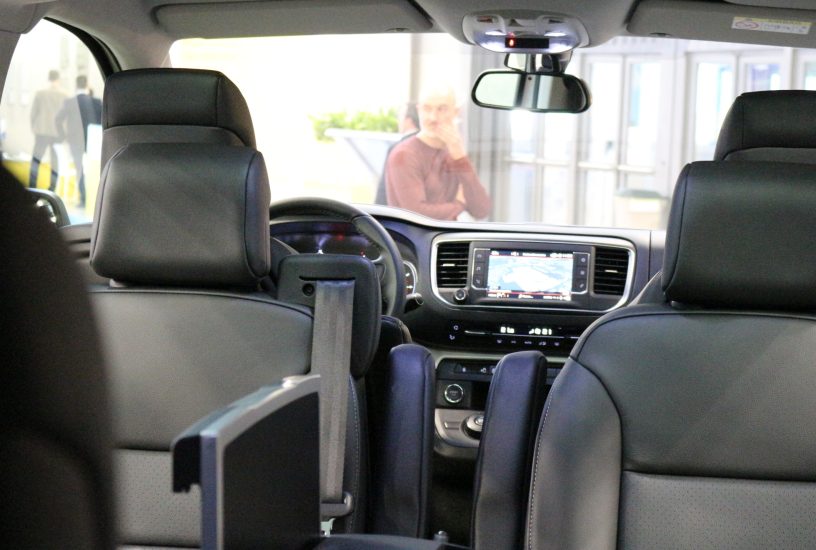 Opel Zafira Life Transpotec 2019 interni