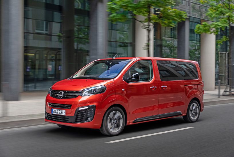 Opel-Zafira-e-Life-2