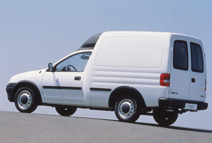 OpelComboB (2)