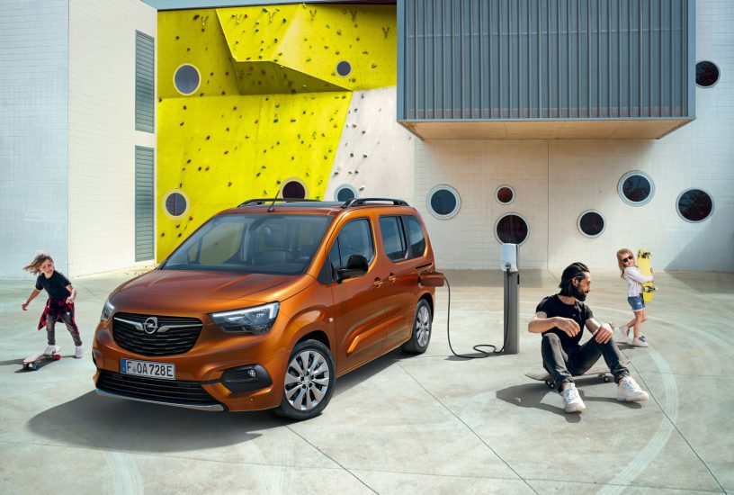 Opel_Combo_e_Life_4