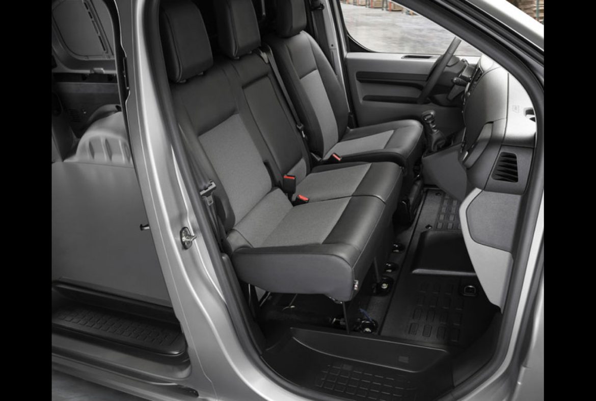 Peugeot Expert abitacolo - 11