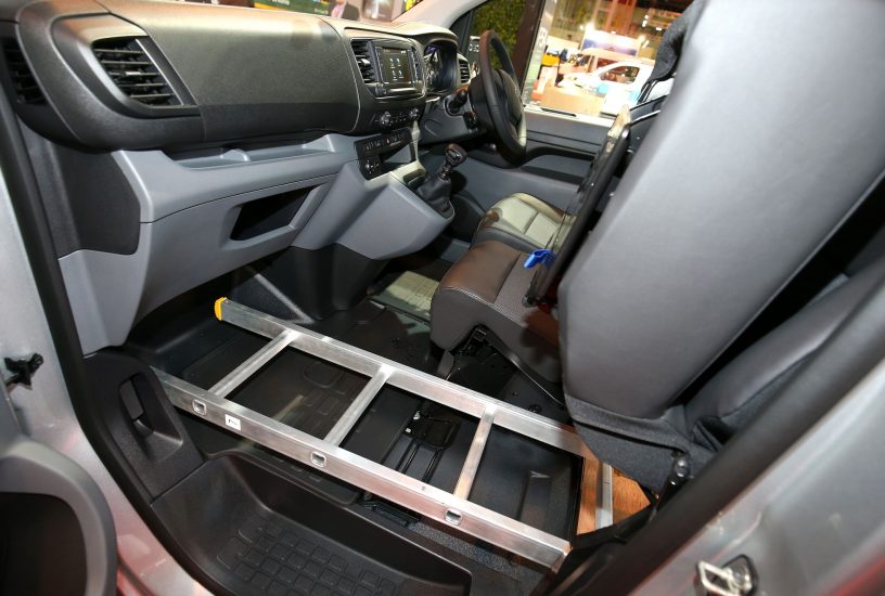 peugeot-expert-interni-birmingham-2017