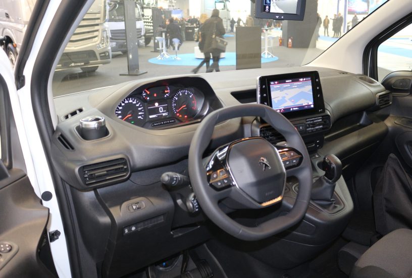 Peugeot Partner Transpotec 2019 interni