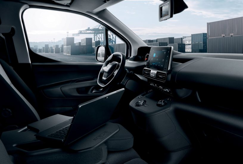 Peugeot Partner interni