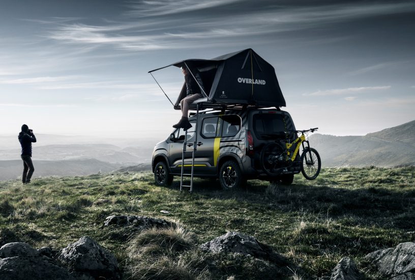 Peugeot Rifter 4x4 Concept tre quarti posteriore