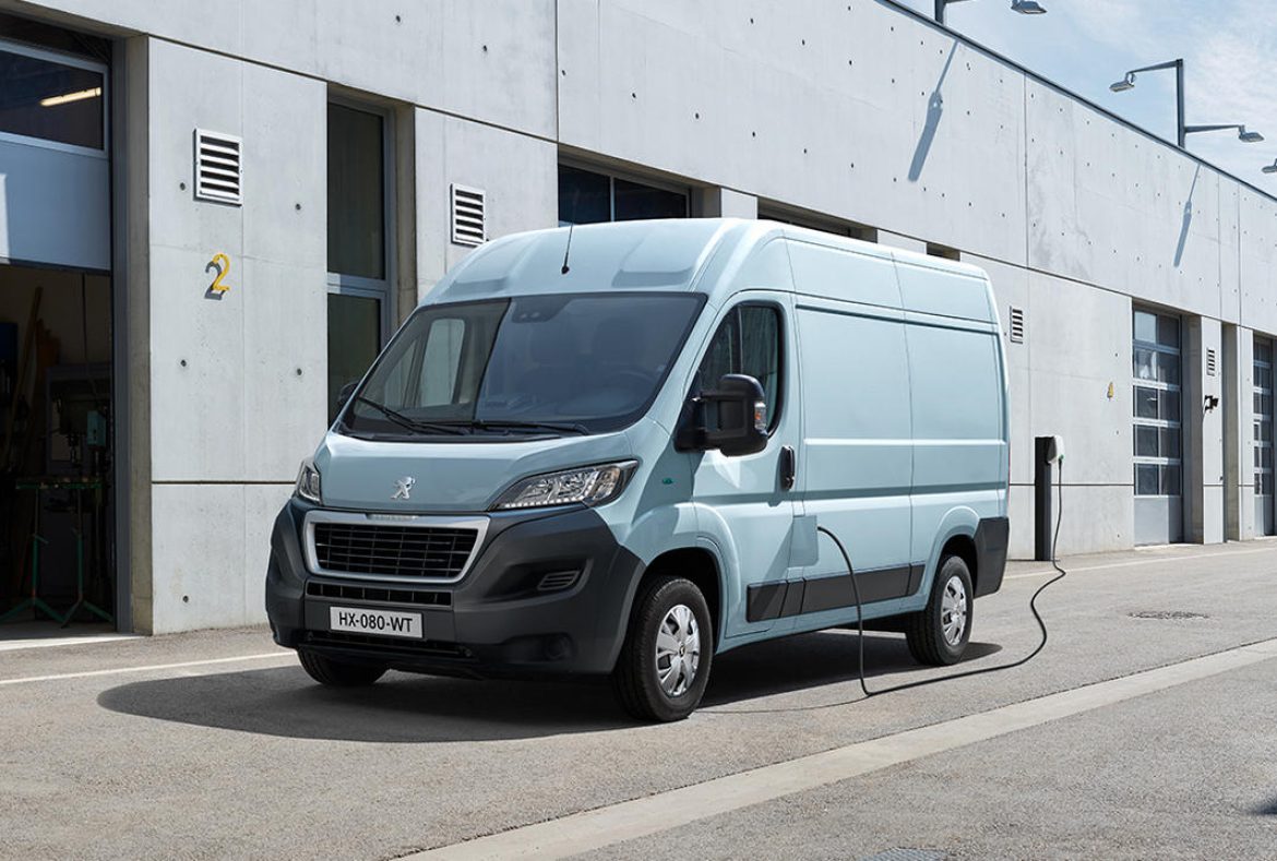 Peugeot eBoxer Furgone elettrico -11