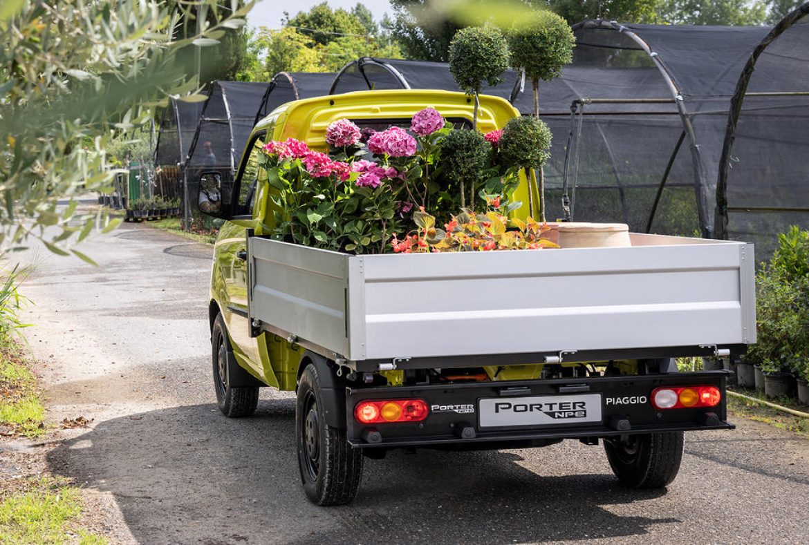 Piaggio Porter NPE Elettrico posteriore-08