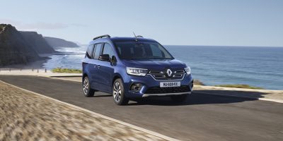Nuovo Renault Kangoo E-Tech, caratteristiche e prezzo
