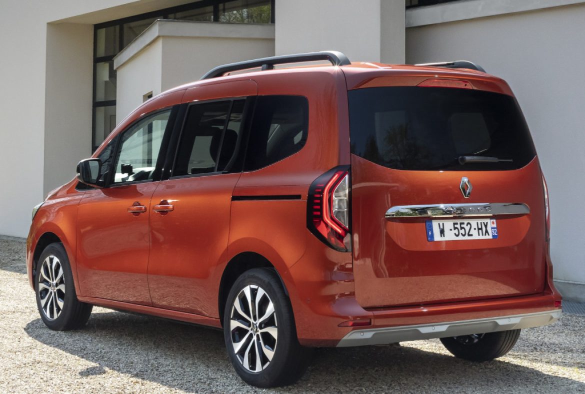Renault Kangoo Life, tre quarti posteriore- 30