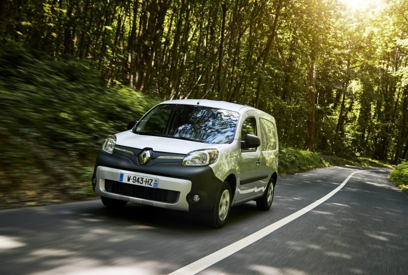 CS- LA GAMMA RENAULT Z.E. PROTAGONISTA DI ECOMOB expò 2018