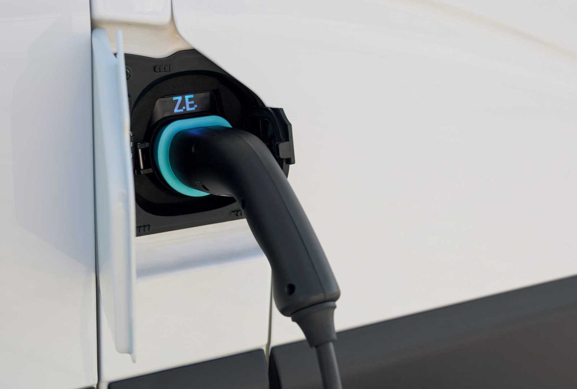 Renault Master ZE- 02