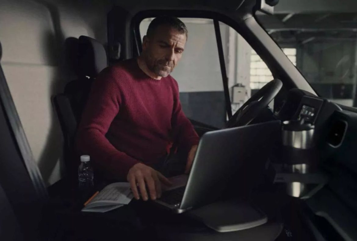 Renault Master postazione office