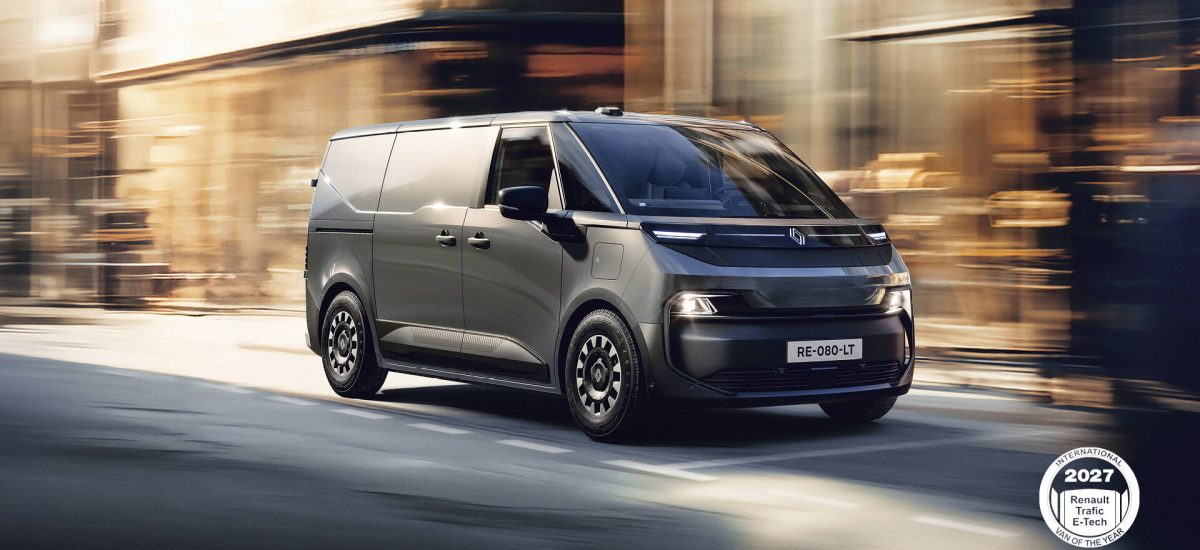 Renault_Trafic_Van_E-Tech_-_IVOTY-low_definition