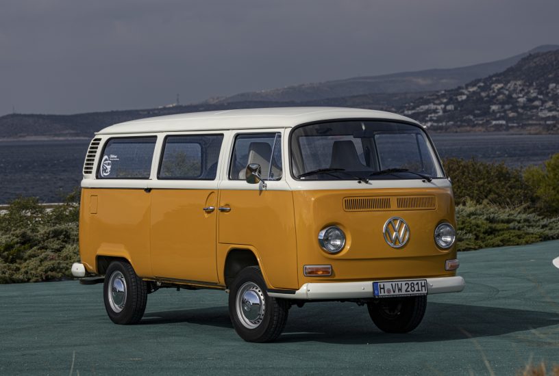 Small-39853-1972-t2ab-microbus