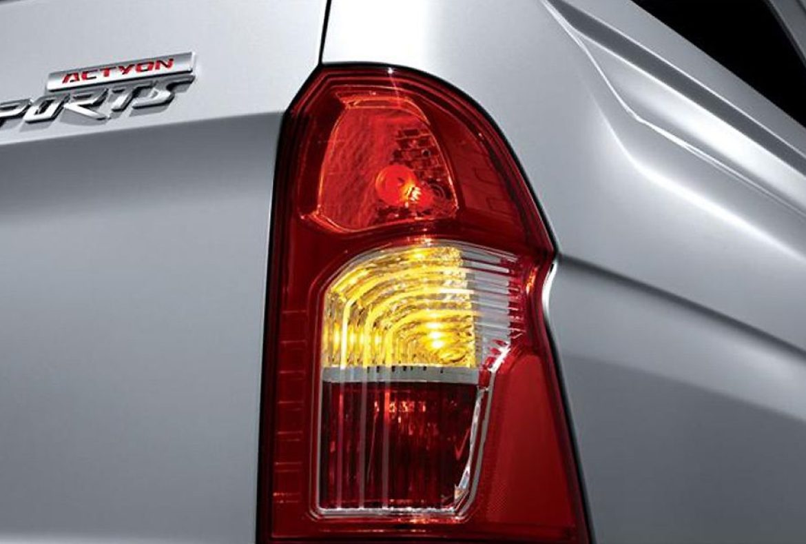 Ssangyong Actyon Sports pickup, faro posteriore - 26