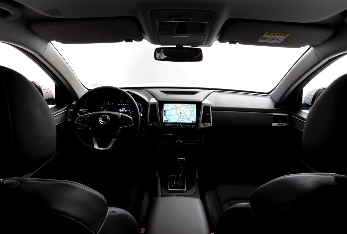Ssangyong Rexton Sports pickup, cruscotto e abitacolo