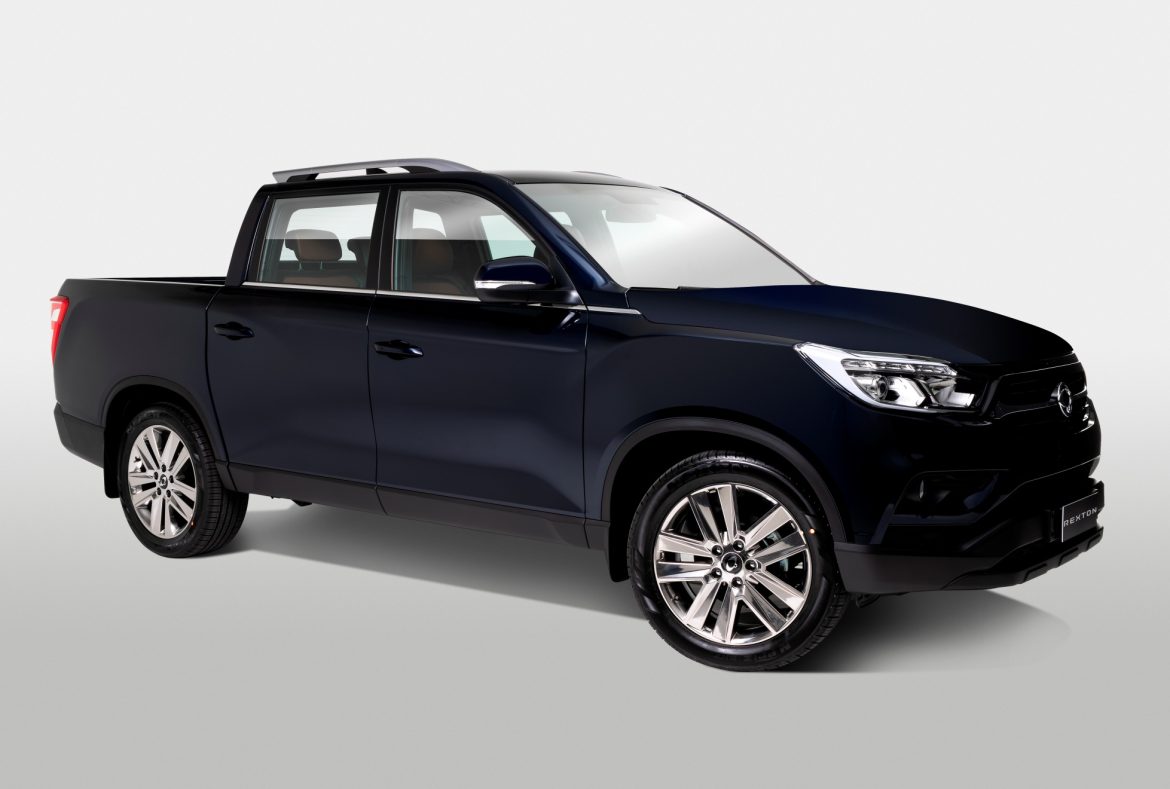Ssangyong Rexton Sports pickup, laterale