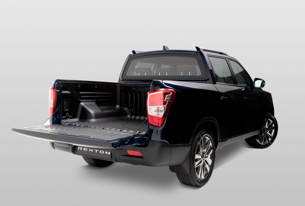 Ssangyong Rexton Sports pickup, tre quarti posteriore