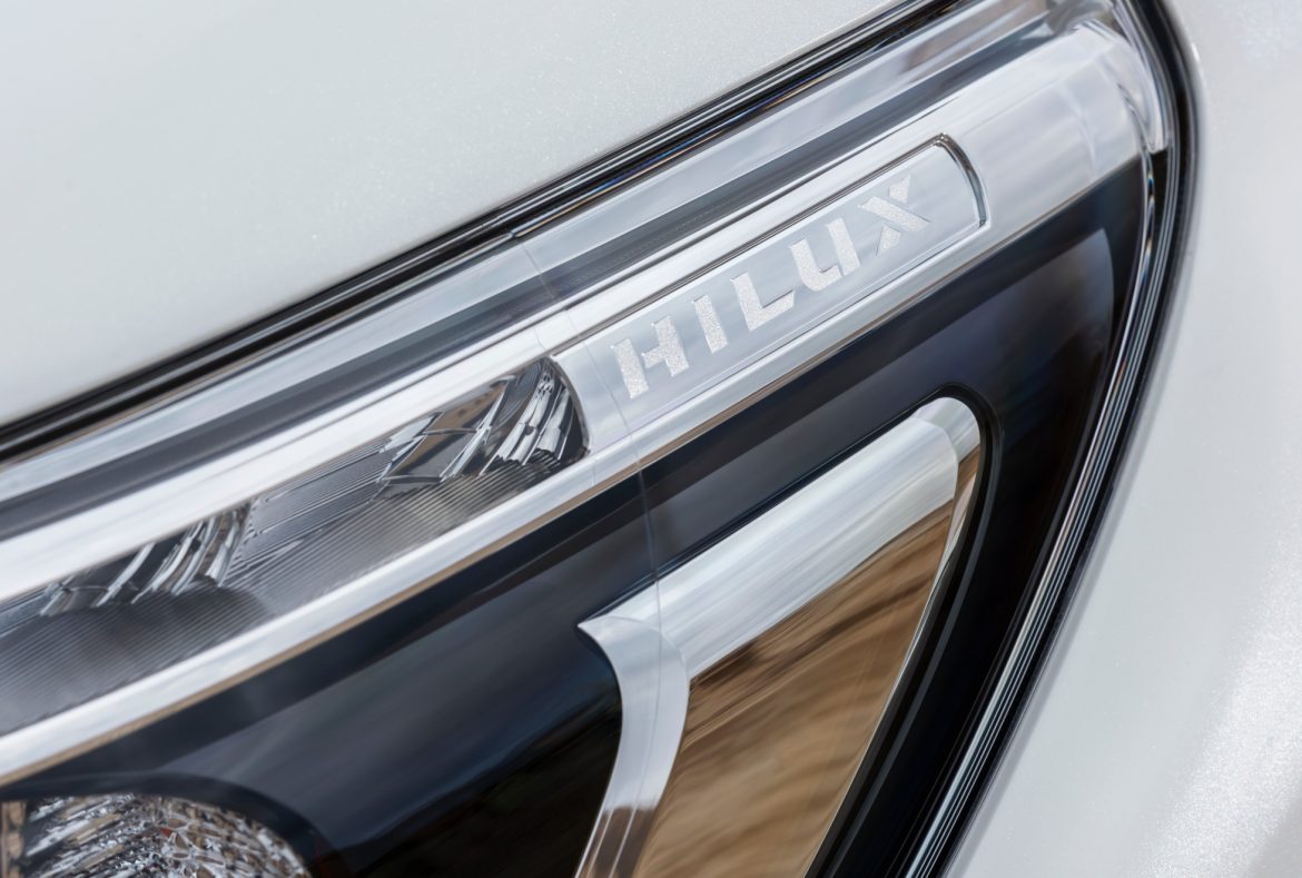 Toyota Hilux 2019 dettaglio faro